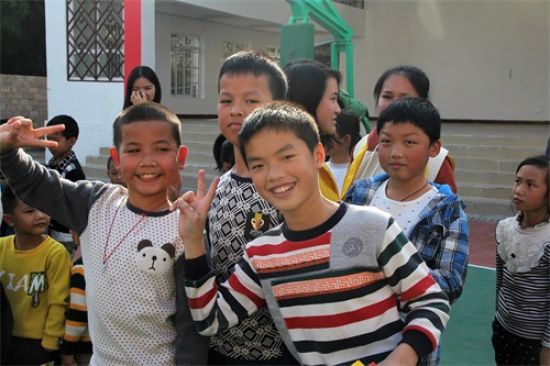 南阳镇团委:开展关爱留守儿童志愿服务活动