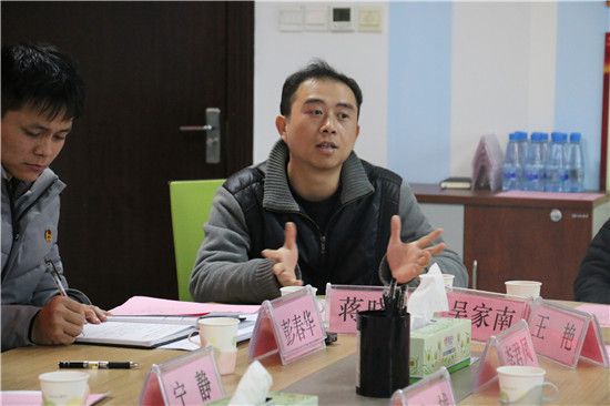 2018年玉林市“共青团与人大代表、政协委员面对面”座谈会召开