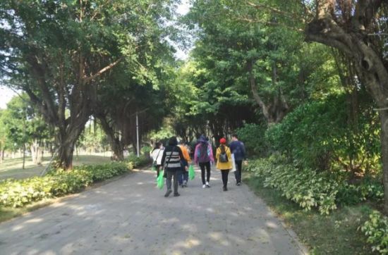 新年出行，行出新样——青年志愿者陪伴社区精神康复者畅游北海园博园