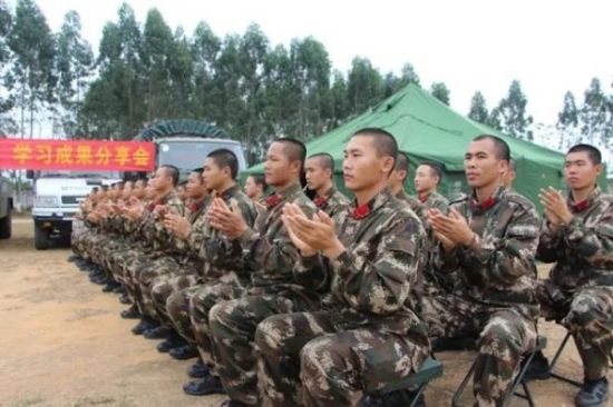 共话十九大 共畅强军梦——广西北海边防机动大队开展十九大学习成果分享会