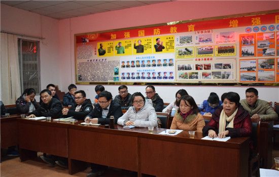 岑溪市开展“共青团与人大代表、政协委员面对面”活动