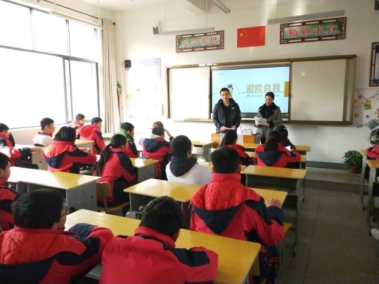 【大学生西部计划志愿者】“青春自护·平安春节”我们在行动