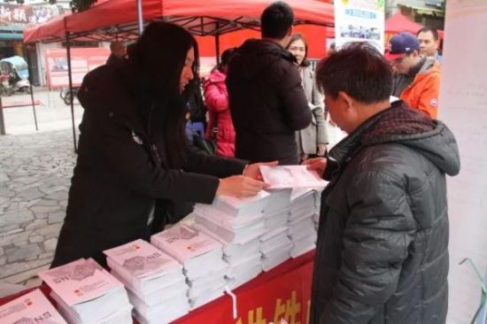 【送冬迎春·温情暖心】记团市委2018年“三下乡”活动