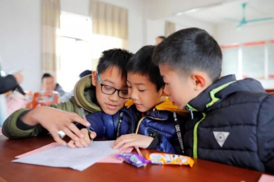 “青春自护·平安春节”安全知识讲座在铁山港和合浦开展