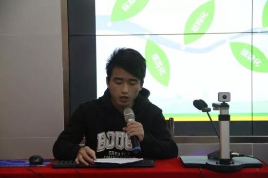 北海市开展“让温暖一起回家” 返乡大学生座谈会