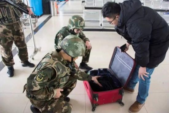 【送冬迎春˙温情暖心】北海共青团继续 深入开展“让温暖一起回家”以及 “暖冬行动”系列活动