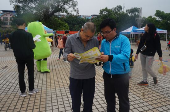 牢记社工心·建功新时代 | 隆安县开展社工日宣传活动