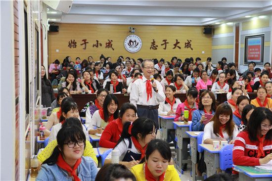 玉林市2018年少先队辅导员培训班开班 600余人参加培训