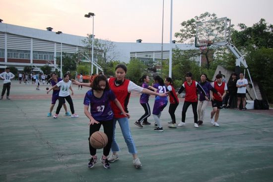 广西师范大学生命科学学院“生芽杯”篮球赛圆满结束