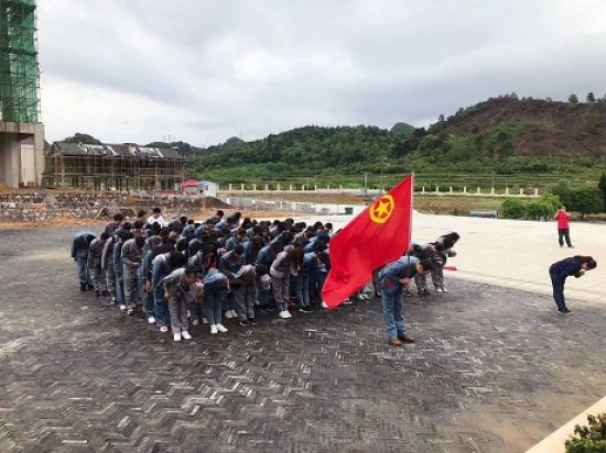 团秀峰区委组织开展 青年大学习—青年红色教育五四主题团日活动