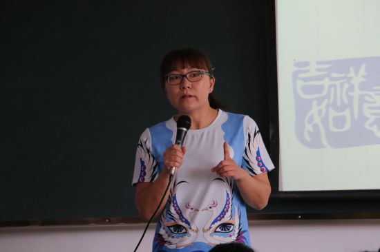 广西民族大学管理学院举行第二十五期党课培训第四次培训