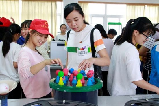 广西师范大学开展“石桥一对一”筑梦游学活动