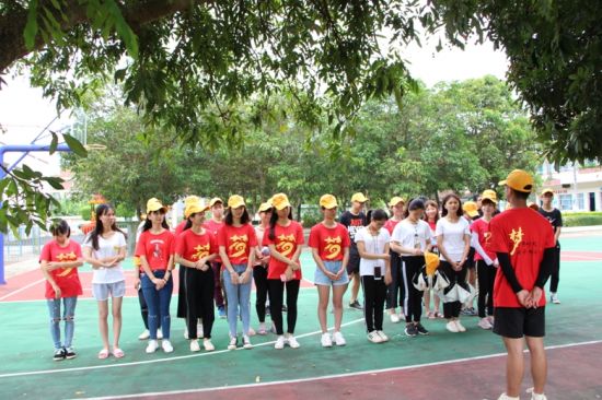 【暑期社会实践】广西民族大学软信学院“科技下乡迎发展”志愿服务队赴广西双定镇武陵村开展社会实践活动