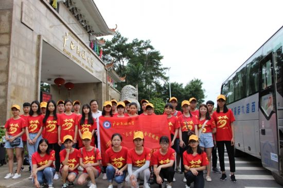 【暑期社会实践】广西民族大学软信学院“科技下乡迎发展”志愿服务队赴广西双定镇武陵村开展社会实践活动