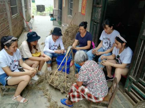 【暑期社会实践】广西民族大学东语学院可持续发展队探寻两广交界古城镇和石角镇的发展差异