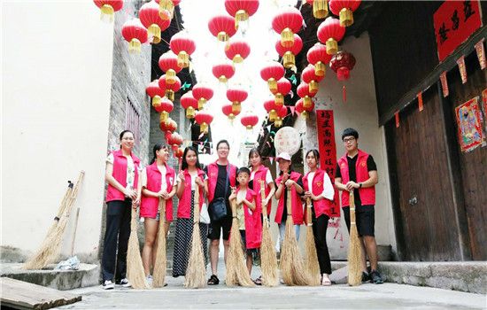 2018年岑溪市大中学生暑期志愿服务活动圆满结束