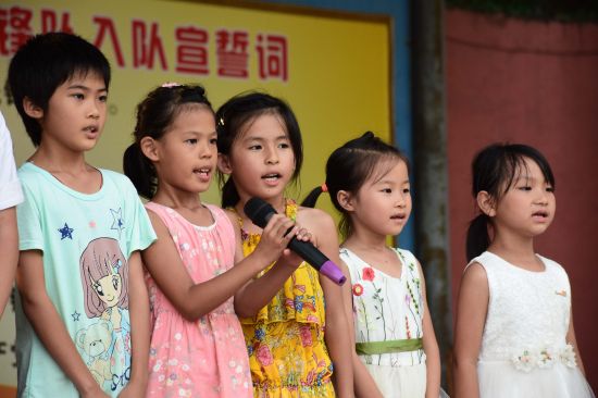 七月鎏夏三行情，八月季忆聚首馨