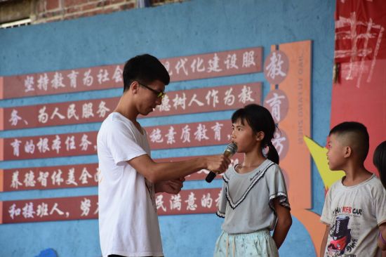 七月鎏夏三行情，八月季忆聚首馨