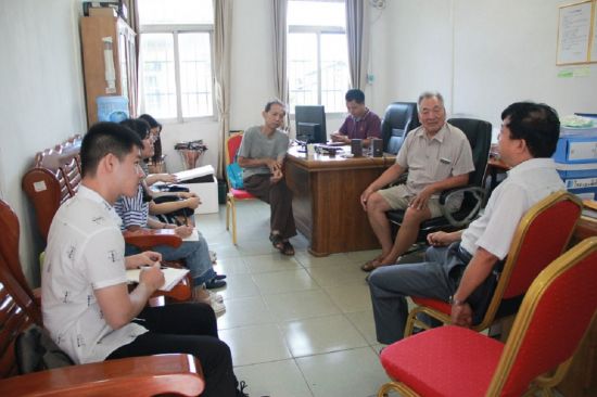 钦州学院顺利开展以“广西采茶戏的生存发展现状和传承”为主题的实践调研活动