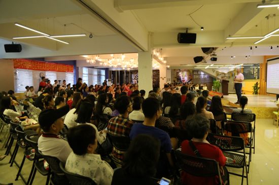 习近平新时代中国特色社会主义思想与青年发展专题讲座走进广西师范大学