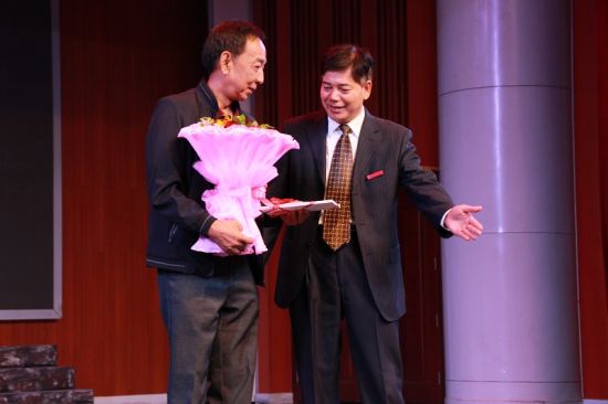 广西师范大学原创大型校史话剧《杨东莼》精彩上演