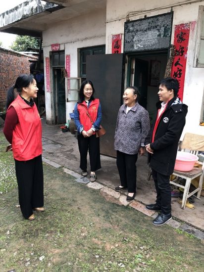 用心温暖，让社区老人不孤独