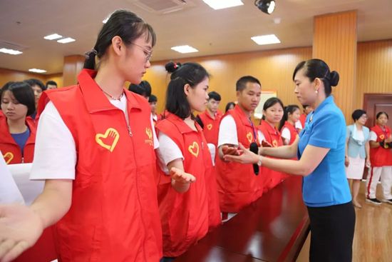 团市委举行第十届中国（玉林）中医药博览会志愿者岗前动员暨上岗培训活动