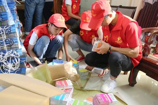 为第十届中国（玉林）中医药博览会青年志愿者点赞