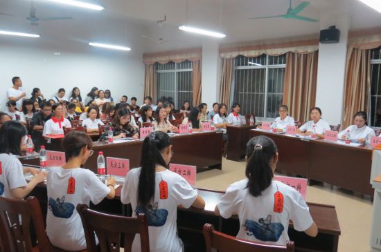 广西民族大学文学院第九届“读、研、写、演”审美体验工程系列活动之辩论赛初赛精彩上演