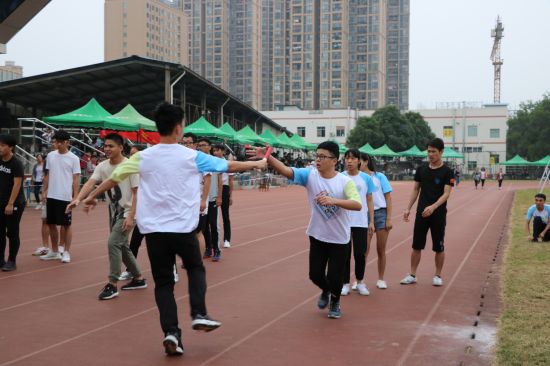 广西民族大学理学院第一届田径运动会圆满落幕