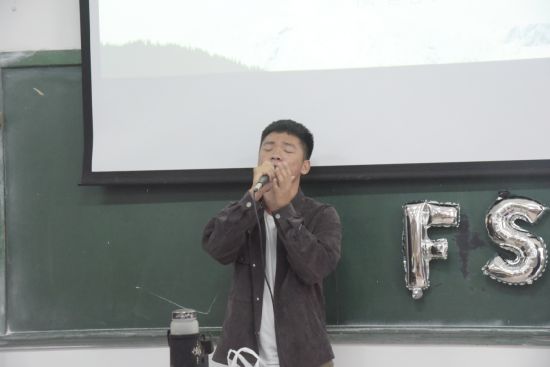 【广西民族大学】2018年风尚摄影协会新老成员见面会顺利开展