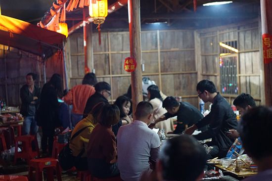 恭城县2018年“相遇青春·缘来有你”烧烤轰趴联谊活动