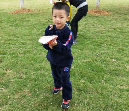 广西民族大学情系“三农”协会举办聋儿康复活动