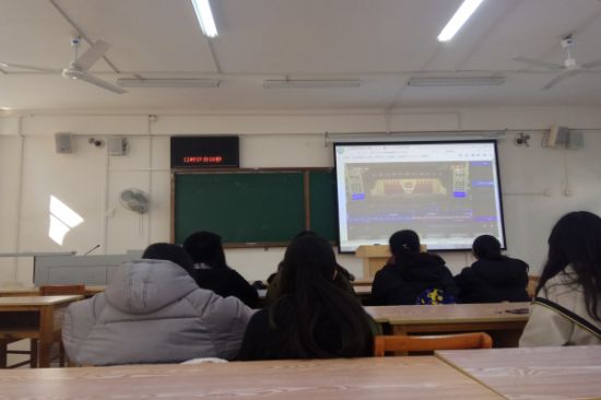 广西师范大学校级学生组织干部观看庆祝改革开放40周年纪念大会