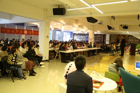 【独秀大讲坛】《百家讲坛》知名讲师于赓哲作客广西师范大学独秀大讲坛