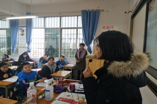 广西师范大学数学与统计学院社会实践立项团队开展“习近平新思想 国家新方向”主题宣讲活动