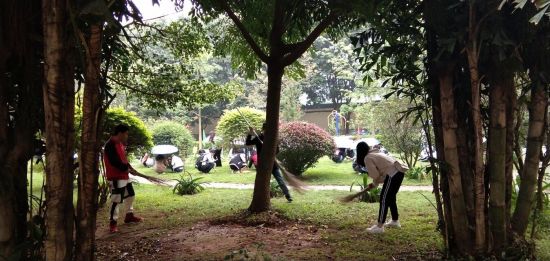 广西民族大学思源湖校区“敬老、爱老”活动顺利举行