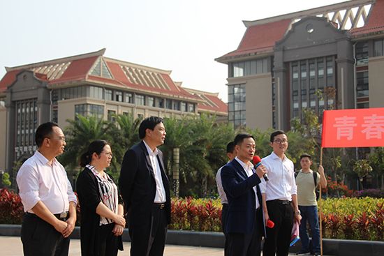 树常青，情常在——记北部湾大学2019年“毕业树”捐植活动