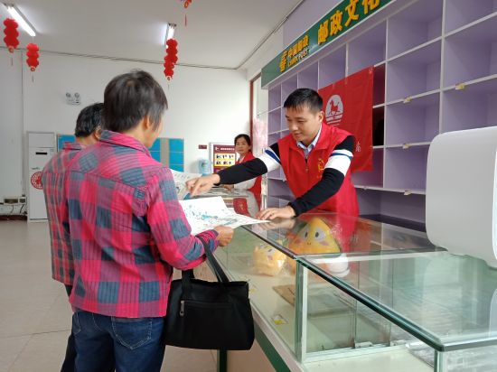 容县团委组织旅游志愿者开展“青春助力  i游容州”旅游志愿服务活动