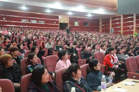 贵港市第二期12355心理健康“青讲堂” 活动顺利召开