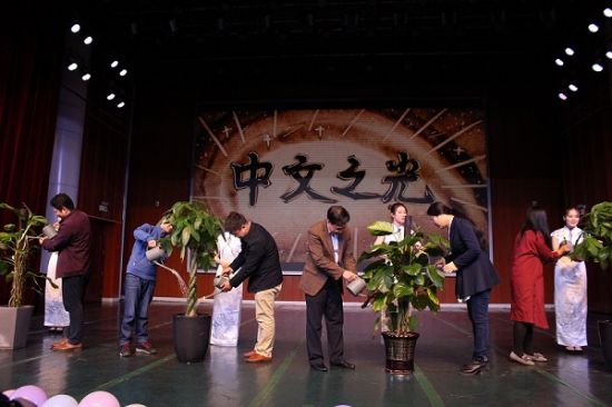 【一院一节一特色】广西师范大学文学院/新闻与传播学院举行第十八届“中文之光”系列品牌活动开幕仪式