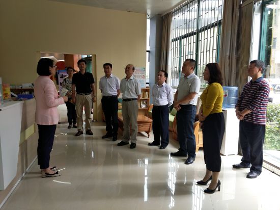 自治区改革办到临桂区“青亲家园”调研群团改革工作情况