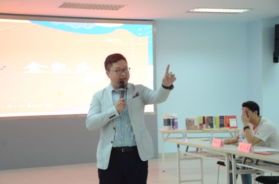 “致青春·为家国”广西青少年4·23经典共读活动走进广西民族大学