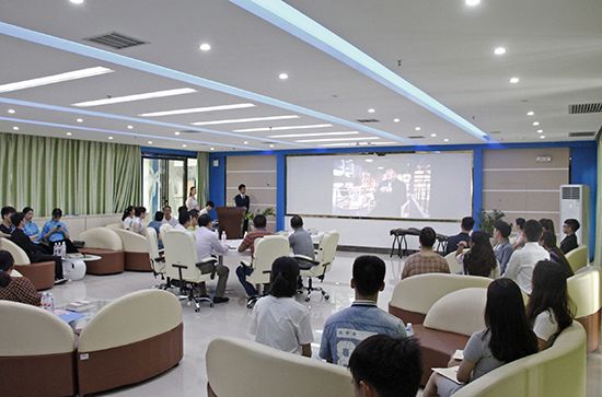 阅读经典，传承文化——“观文馆”广西青年经典共读·北部湾大学分会场活动圆满举行