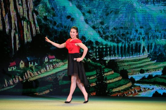 第29届中国戏剧梅花奖获奖演员走进广西民族大学慰问演出