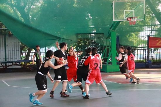 广西师范大学育才校区开展2019年学生篮球联赛