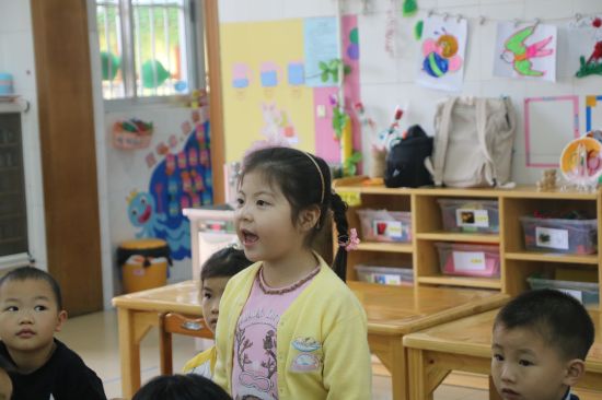 广西民族大学“启萌计划”之红十字会志愿者入园教学活动顺利开展