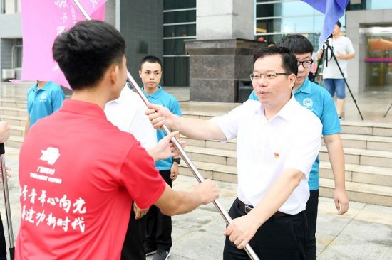 广西师范大学举行2019年大学生志愿者暑期“三下乡”社会实践活动出征仪式