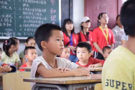 广西师范大学桂台青年爱心志愿服务队举行破冰活动拉开支教序幕