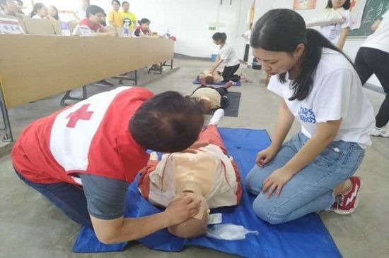 广西师范大学成功举办第十四届应急救护培训中级考核活动